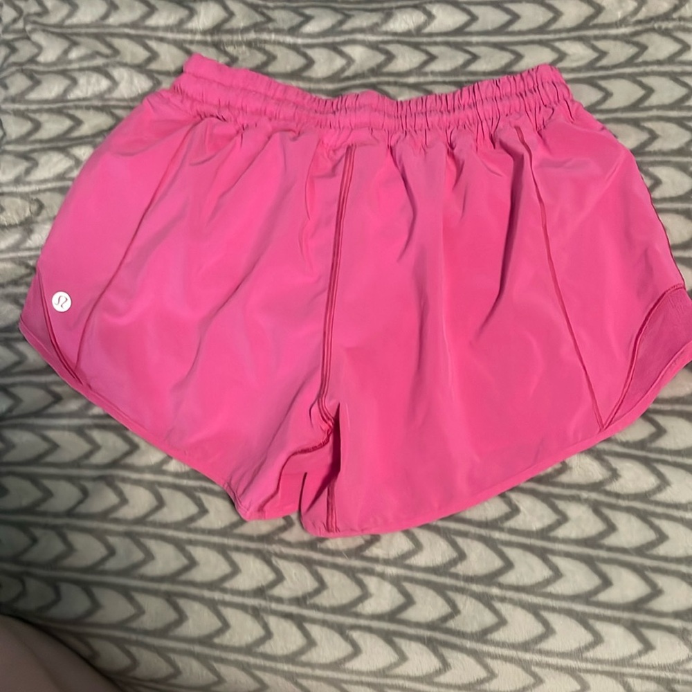 Lululemon sonic pink hotty hot shorts